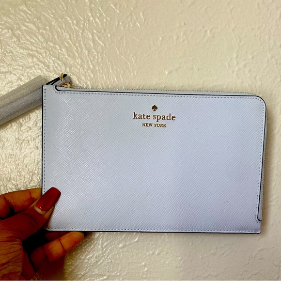 Kate Spade Wrislet - Picture 4 of 7